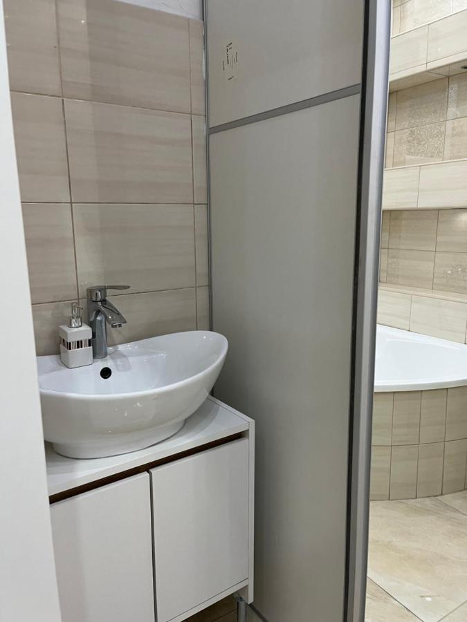 Szechenyi Apartman Mişcolţ Exterior foto