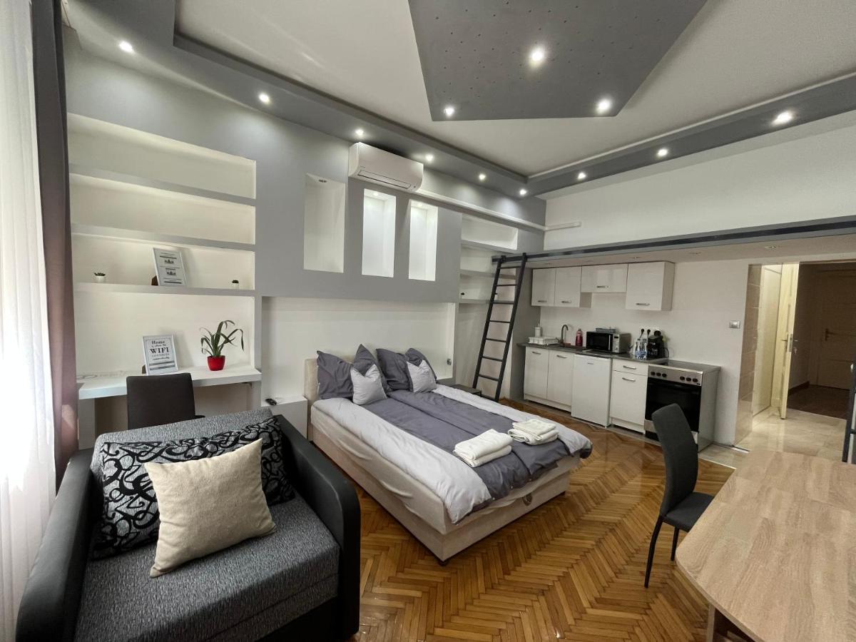 Szechenyi Apartman Mişcolţ Exterior foto