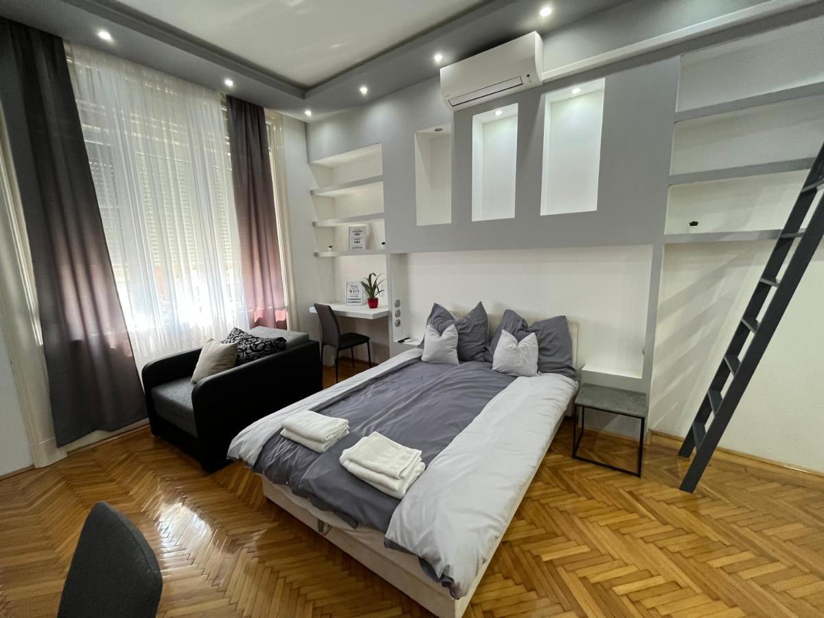 Szechenyi Apartman Mişcolţ Exterior foto