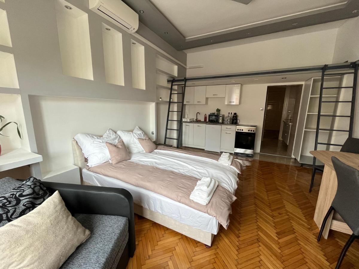 Szechenyi Apartman Mişcolţ Exterior foto
