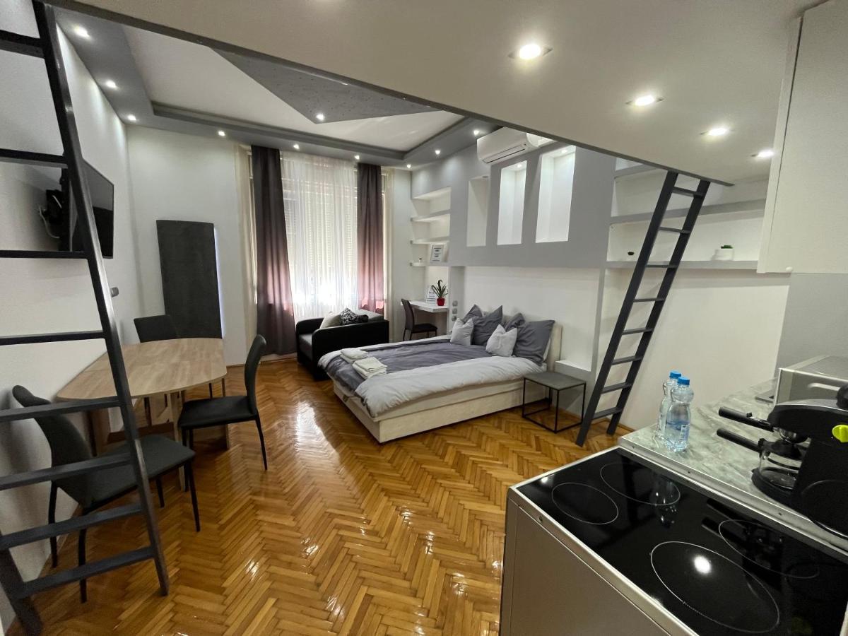 Szechenyi Apartman Mişcolţ Exterior foto